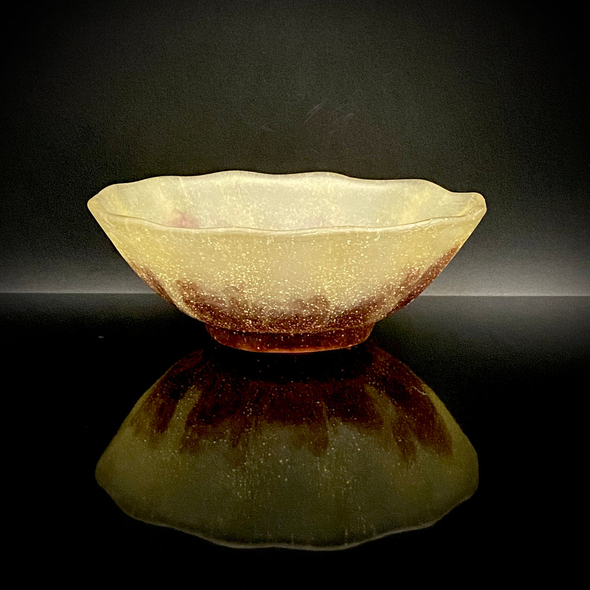 米国コーニングガラス美術館収蔵作家 パリ・ポンピドゥー・センター「前衛芸術の日本」展出品 各務 満 『くりすたる茶盌』 赤紫色彩 つや消し 氷皿・菓子皿見立て #466