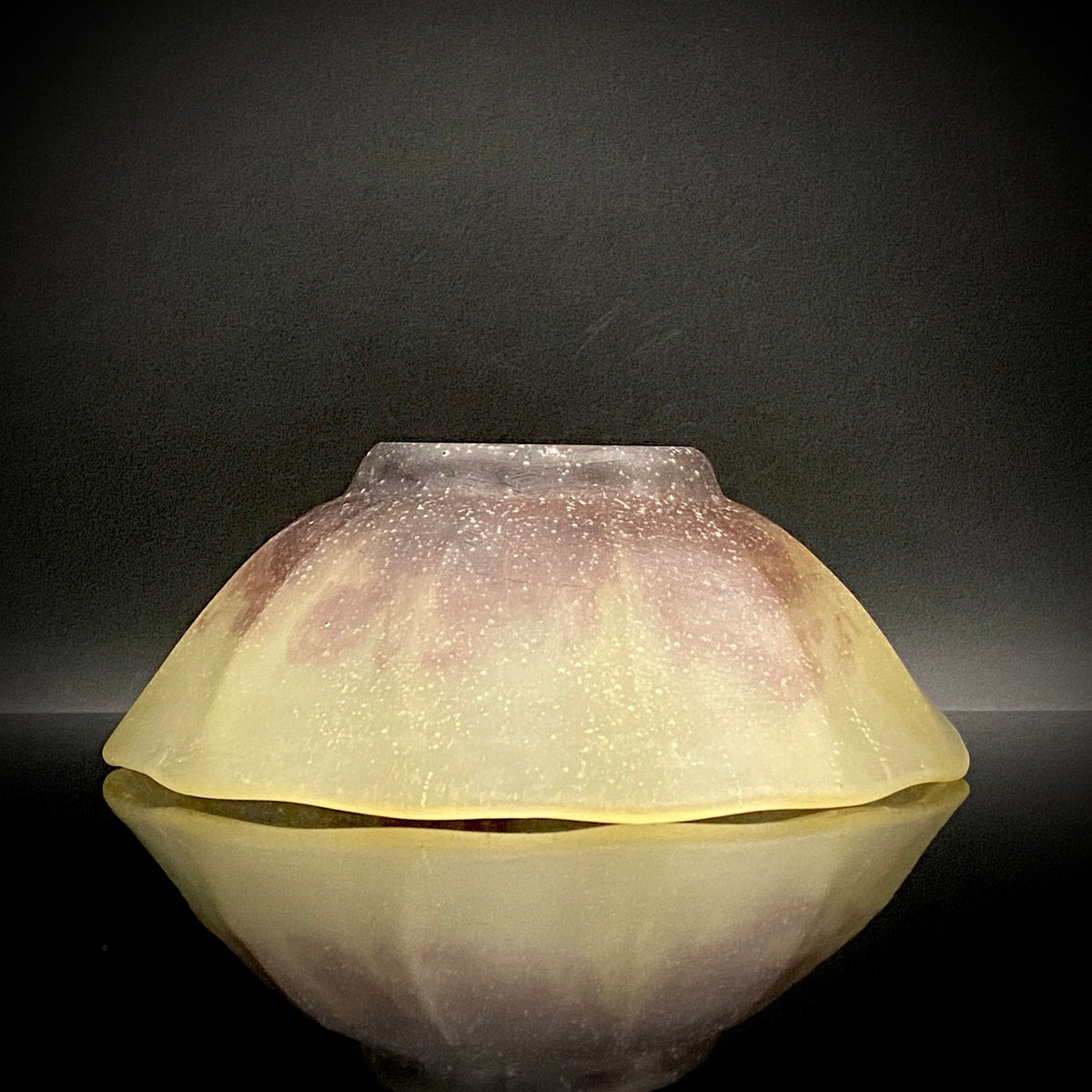 米国コーニングガラス美術館収蔵作家 パリ・ポンピドゥー・センター「前衛芸術の日本」展出品 各務 満 『くりすたる茶盌』 赤紫色彩 つや消し 氷皿・菓子皿見立て #466