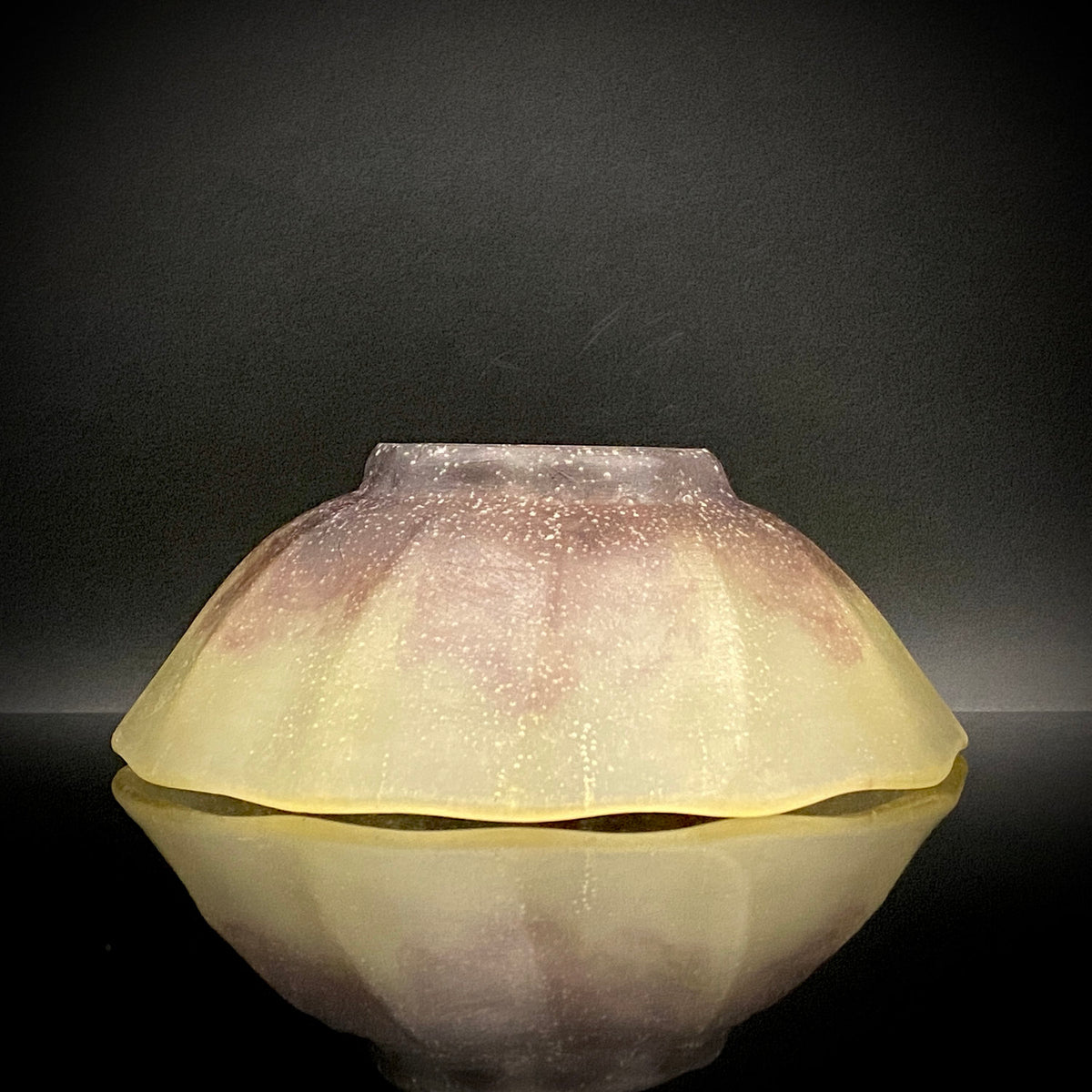 米国コーニングガラス美術館収蔵作家 パリ・ポンピドゥー・センター「前衛芸術の日本」展出品 各務 満 『くりすたる茶盌』 赤紫色彩 つや消し 氷皿・菓子皿見立て #466