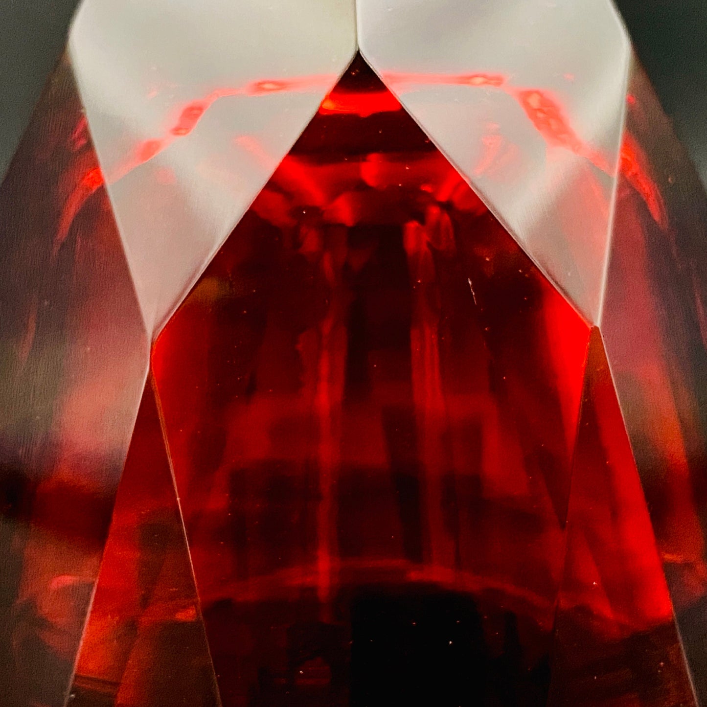 Hand-blown Art Glass by Hisatoshi Iwata, Kin-aka Kiriko (Gold Ruby Glass) Rocks Glass, 1 Piece, #160