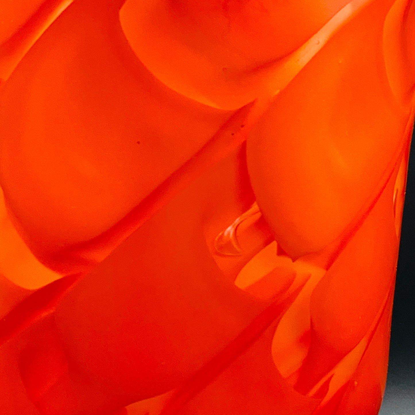 Vibrant Scarlet Pulse: Hand-Blown Glass Masterpiece, Aka-Yahazu "Scarlet Flame" Ice Bowl #164