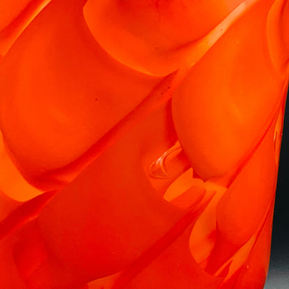 Vibrant Scarlet Pulse: Hand-Blown Glass Masterpiece, Aka-Yahazu "Scarlet Flame" Ice Bowl #164