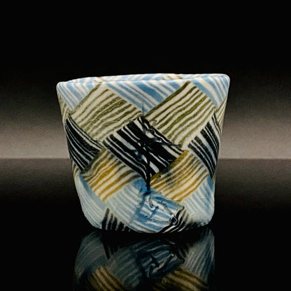 内田 泰秀 晩年成熟期の傑作、失われた幻の技法「表裏貫通錦練上手」陶製ショットグラス