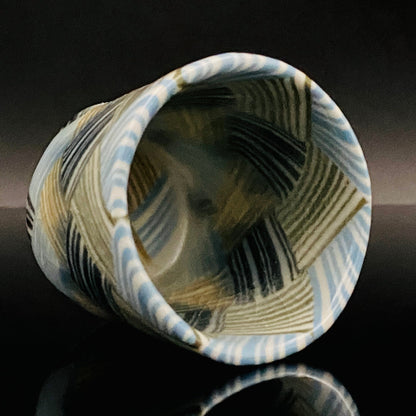 内田 泰秀 晩年成熟期の傑作、失われた幻の技法「表裏貫通錦練上手」陶製ショットグラス #168