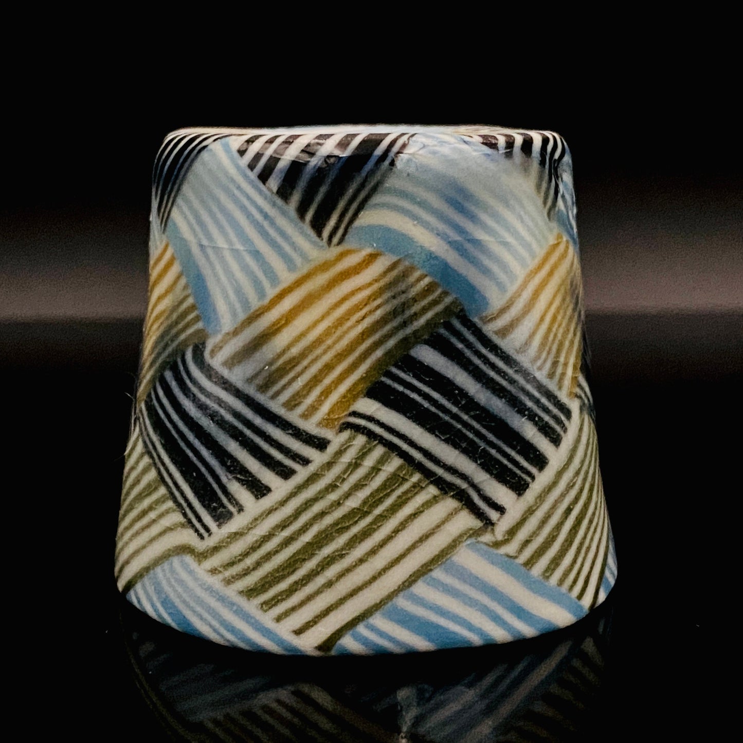 内田 泰秀 晩年成熟期の傑作、失われた幻の技法「表裏貫通錦練上手」陶製ショットグラス #168