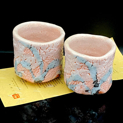 Japan Flower Vase and Tea Utensil Art Exhibition, Prize in the Minister of Education Division | Mino, Takaneyama-shita Kiln | Ichiyo Nakajima | Shino Meoto Yunomi (Pair of Teacups) | Japanese-Style Rocks Glasses #316
