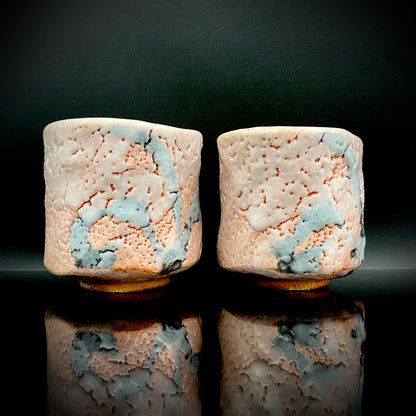 Japan Flower Vase and Tea Utensil Art Exhibition, Prize in the Minister of Education Division | Mino, Takaneyama-shita Kiln | Ichiyo Nakajima | Shino Meoto Yunomi (Pair of Teacups) | Japanese-Style Rocks Glasses #316