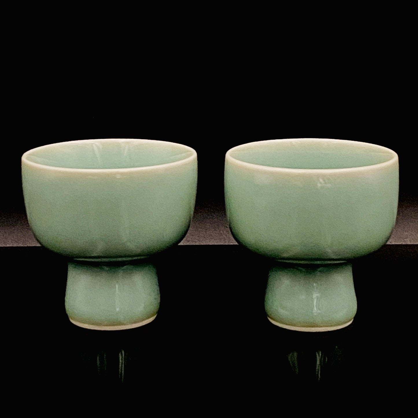 松本为佐视作 青瓷酒盏 二客组：重新定义汝窑、瑞利散射造就极致翡翠绿 #172