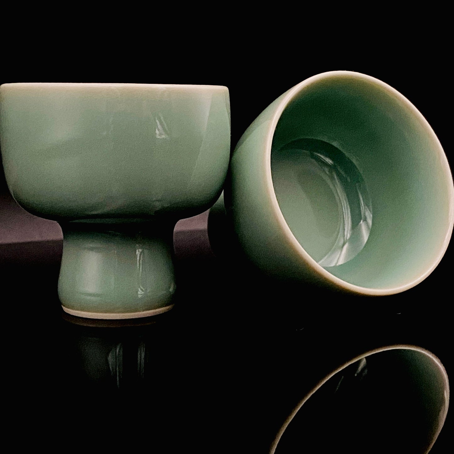 松本为佐视作 青瓷酒盏 二客组：重新定义汝窑、瑞利散射造就极致翡翠绿 #172