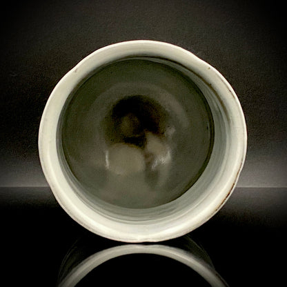 Kenji Kato, Recipient of the Gifu Prefecture Arts and Culture Honor and the Turkish Government’s Osman Hamdi Art Award, Shinsho Kiln, Pair of Yunomi Cups with Iron Glaze and Red Enamel Decoration (Tetsuyu Akasai Kumi-Yunomi) #468