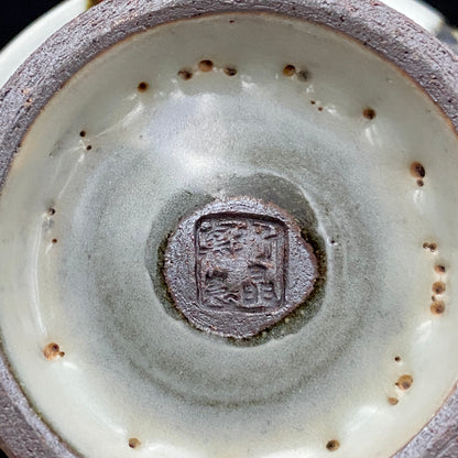 Kenji Kato, Recipient of the Gifu Prefecture Arts and Culture Honor and the Turkish Government’s Osman Hamdi Art Award, Shinsho Kiln, Pair of Yunomi Cups with Iron Glaze and Red Enamel Decoration (Tetsuyu Akasai Kumi-Yunomi) #468