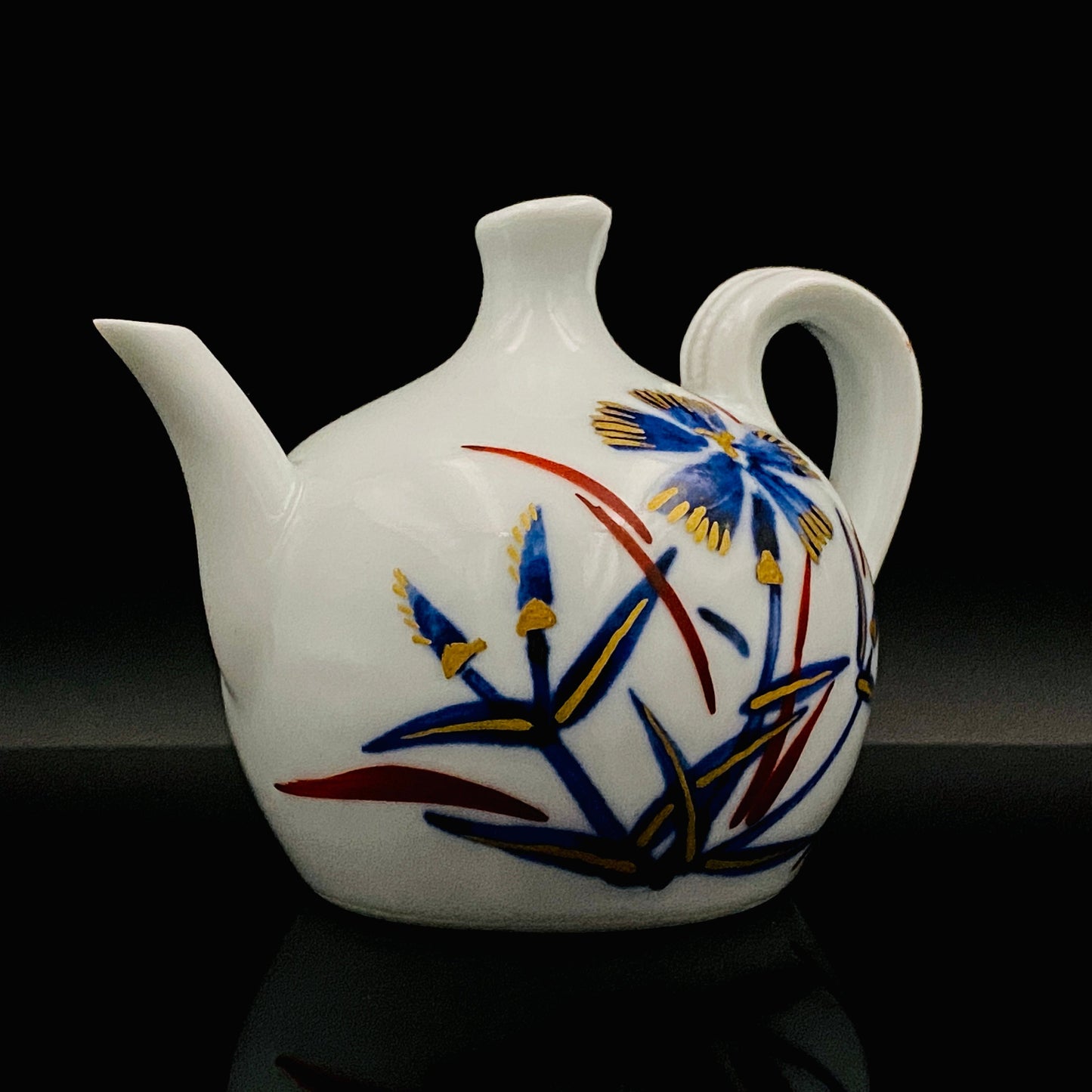 牧勇吉（Maki Yukichi）杰作 青花金彩蜻蛉花纹水注 掌心大小的洋酒用滴水器 #175