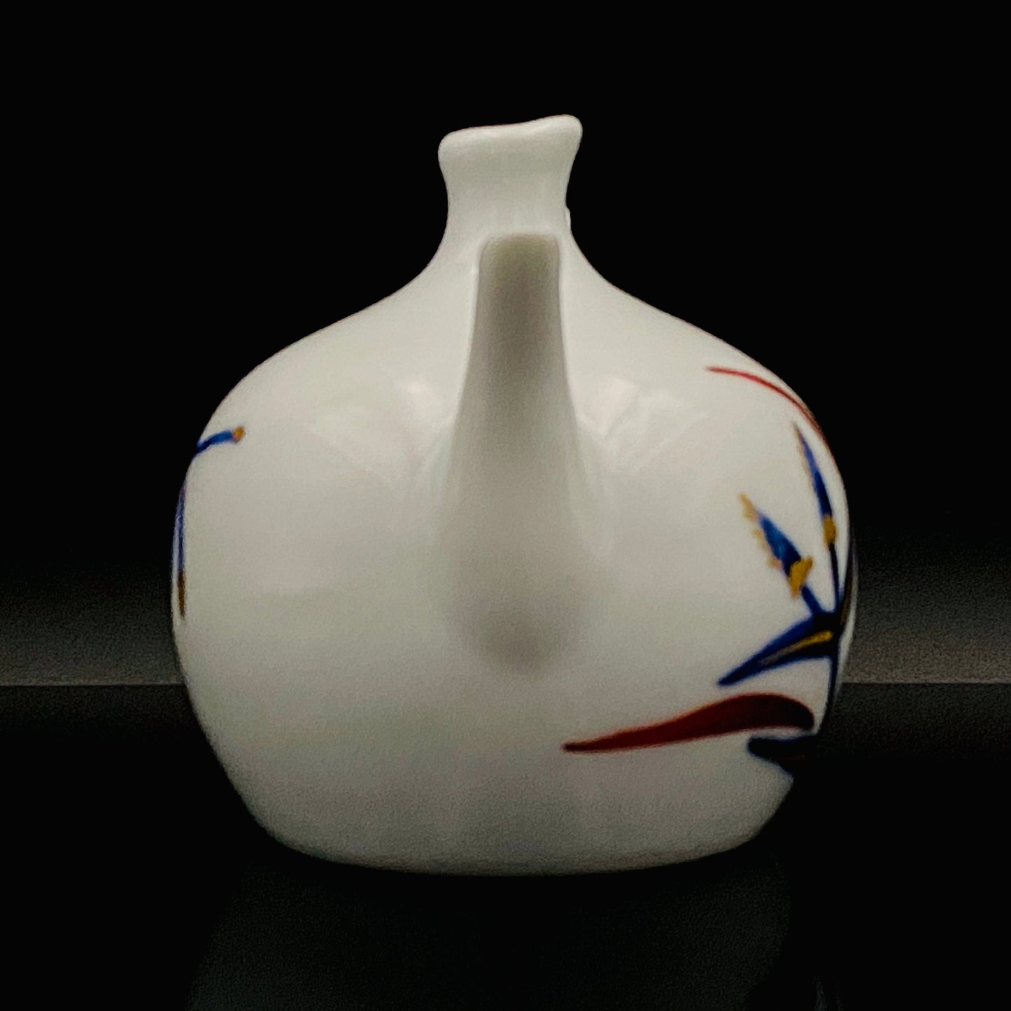 牧勇吉（Maki Yukichi）杰作 青花金彩蜻蛉花纹水注 掌心大小的洋酒用滴水器 #175