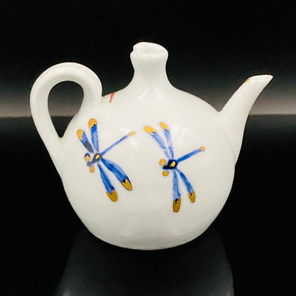 牧勇吉（Maki Yukichi）杰作 青花金彩蜻蛉花纹水注 掌心大小的洋酒用滴水器 #175