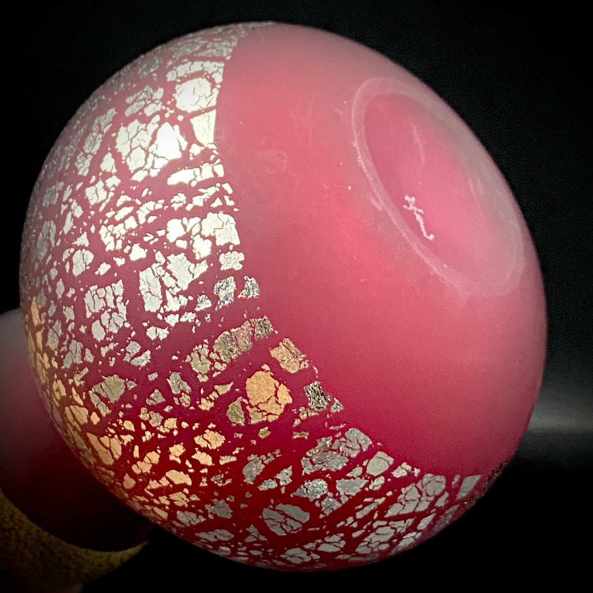 Aomori Prefecture Art and Culture Award Recipient, Tsugaru Vidro, Hokuyo Glass, Kaoru Okawa: Gourd-Shaped Frosted Crimson Glass Tokkuri (Sake Flask) with Gold and Silver Foil #478