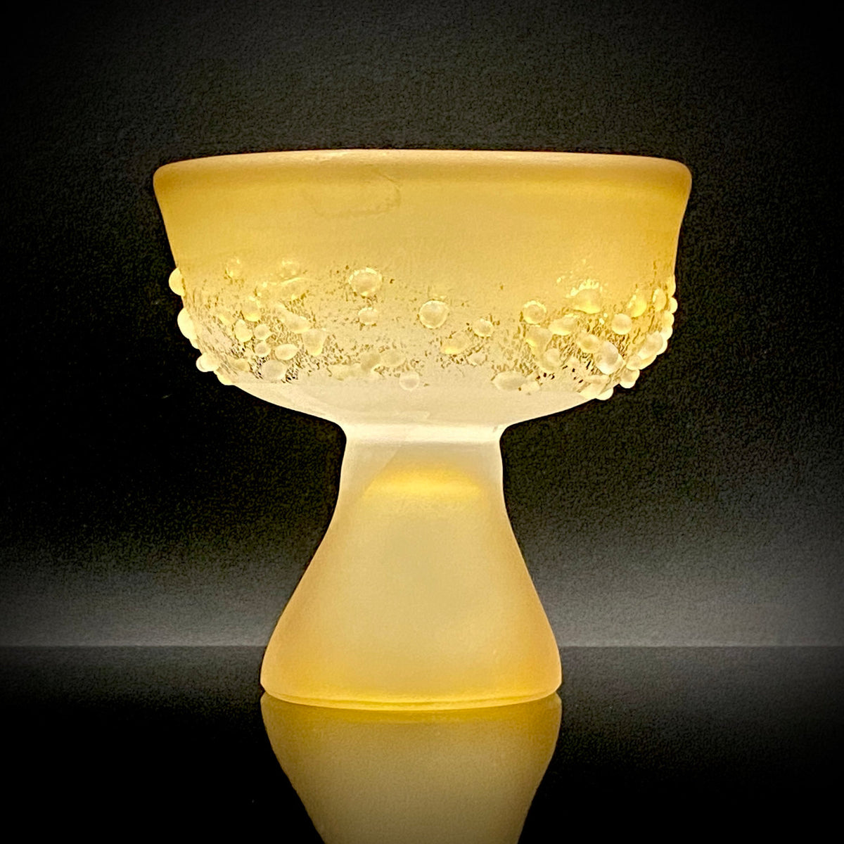 Aomori Prefecture Art and Culture Award Recipient, Tsugaru Vidro, Hokuyo Glass, Kaoru Okawa: Frosted Glass Stem Cup (Bajohai) with Gold-Tone Foil and Applied Glass Beads #471