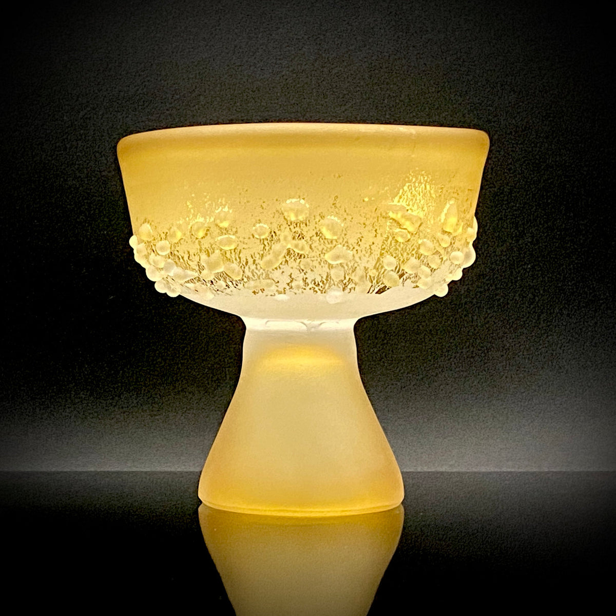 Aomori Prefecture Art and Culture Award Recipient, Tsugaru Vidro, Hokuyo Glass, Kaoru Okawa: Frosted Glass Stem Cup (Bajohai) with Gold-Tone Foil and Applied Glass Beads #471
