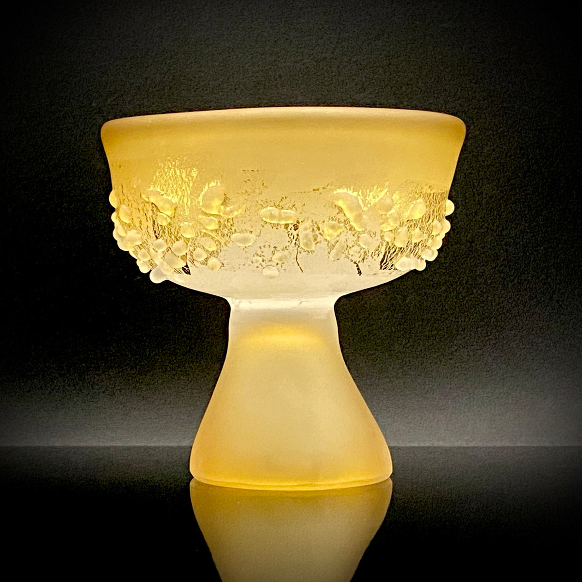 Aomori Prefecture Art and Culture Award Recipient, Tsugaru Vidro, Hokuyo Glass, Kaoru Okawa: Frosted Glass Stem Cup (Bajohai) with Gold-Tone Foil and Applied Glass Beads #471