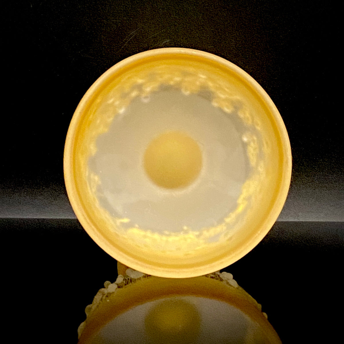 Aomori Prefecture Art and Culture Award Recipient, Tsugaru Vidro, Hokuyo Glass, Kaoru Okawa: Frosted Glass Stem Cup (Bajohai) with Gold-Tone Foil and Applied Glass Beads #471