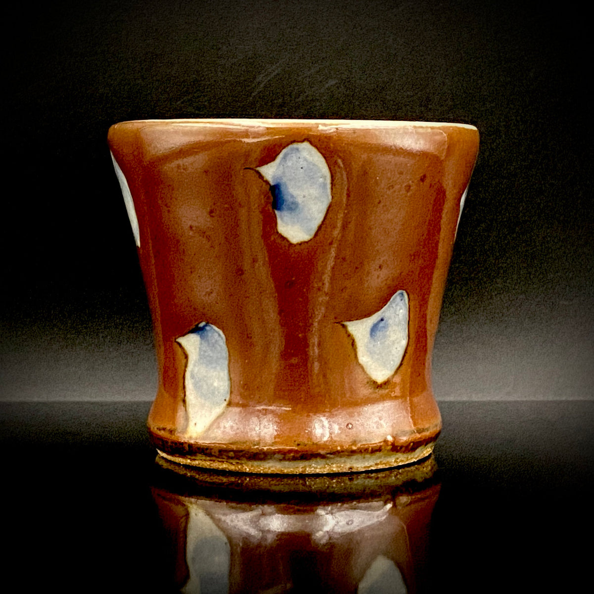 Third Generation of the Mashiko Kiln, Grandson of Ichirō Kimura: Sakazuki Sake Cup by Mitsuyoshi Kimura, Red-Brown Glaze with White and Blue Mottled Pattern, Japanese-Style Shot Glass, Artist with Permanent Display at Matsuzakaya Ginza #475
