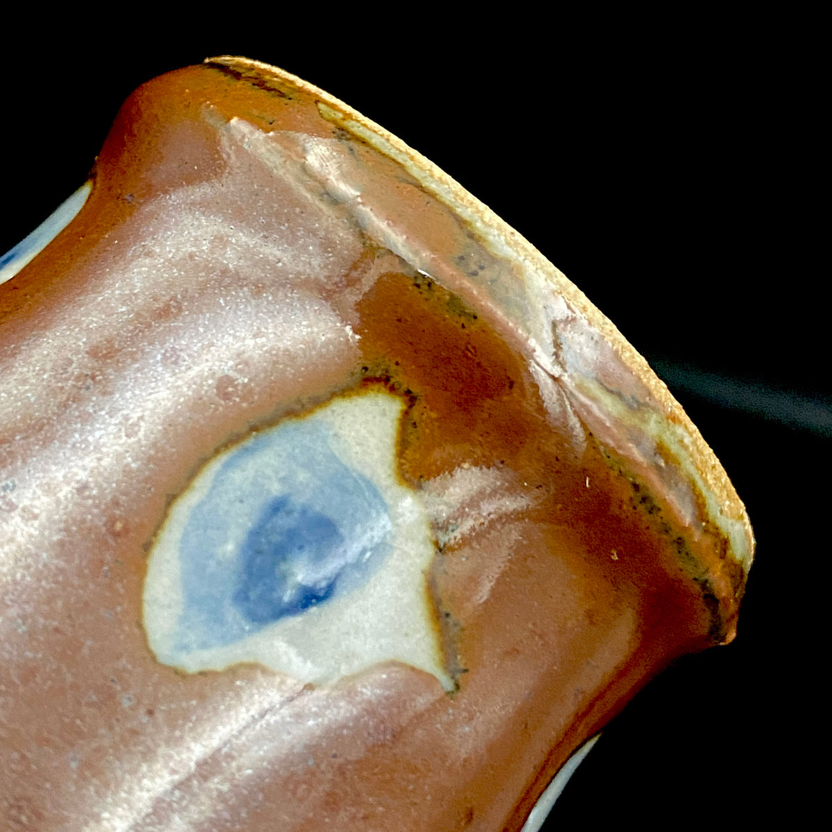 Third Generation of the Mashiko Kiln, Grandson of Ichirō Kimura: Sakazuki Sake Cup by Mitsuyoshi Kimura, Red-Brown Glaze with White and Blue Mottled Pattern, Japanese-Style Shot Glass, Artist with Permanent Display at Matsuzakaya Ginza #475
