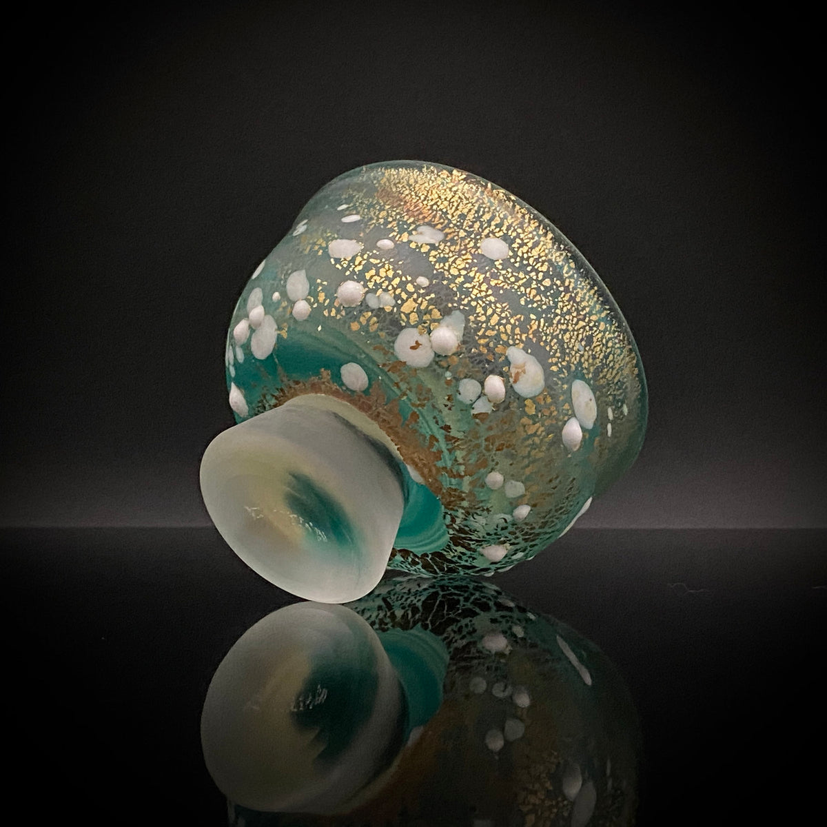 Aomori Prefecture Art and Culture Award Recipient, Tsugaru Vidro, Hokuyo Glass, Kaoru Okawa: Frosted Blue-Green Glass Stem Cup (Bajohai) with Gold-Tone Foil and White Glass Dots #484