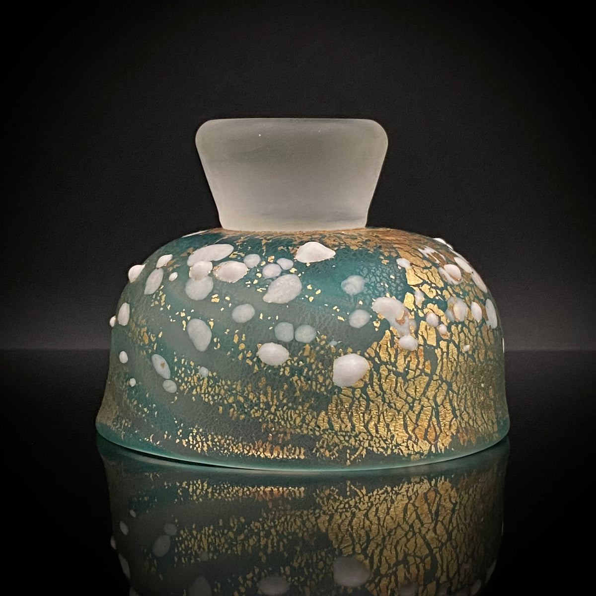 Aomori Prefecture Art and Culture Award Recipient, Tsugaru Vidro, Hokuyo Glass, Kaoru Okawa: Frosted Blue-Green Glass Stem Cup (Bajohai) with Gold-Tone Foil and White Glass Dots #484