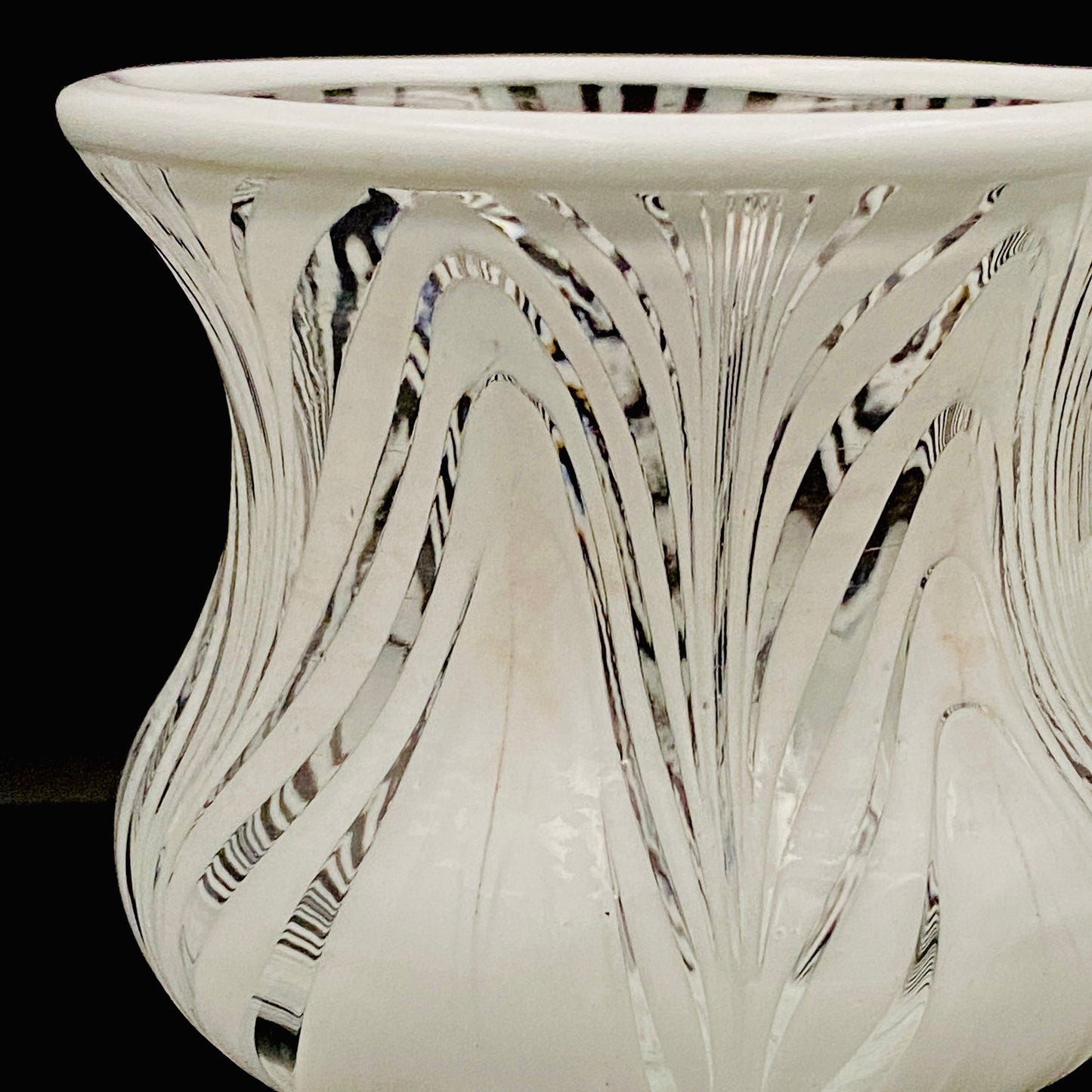 Hisatoshi Iwata, Jobun (Striped) Glass Vessel, Rock Glass / Tasting Glass, Japan Art Academy Award Winning Artist #201