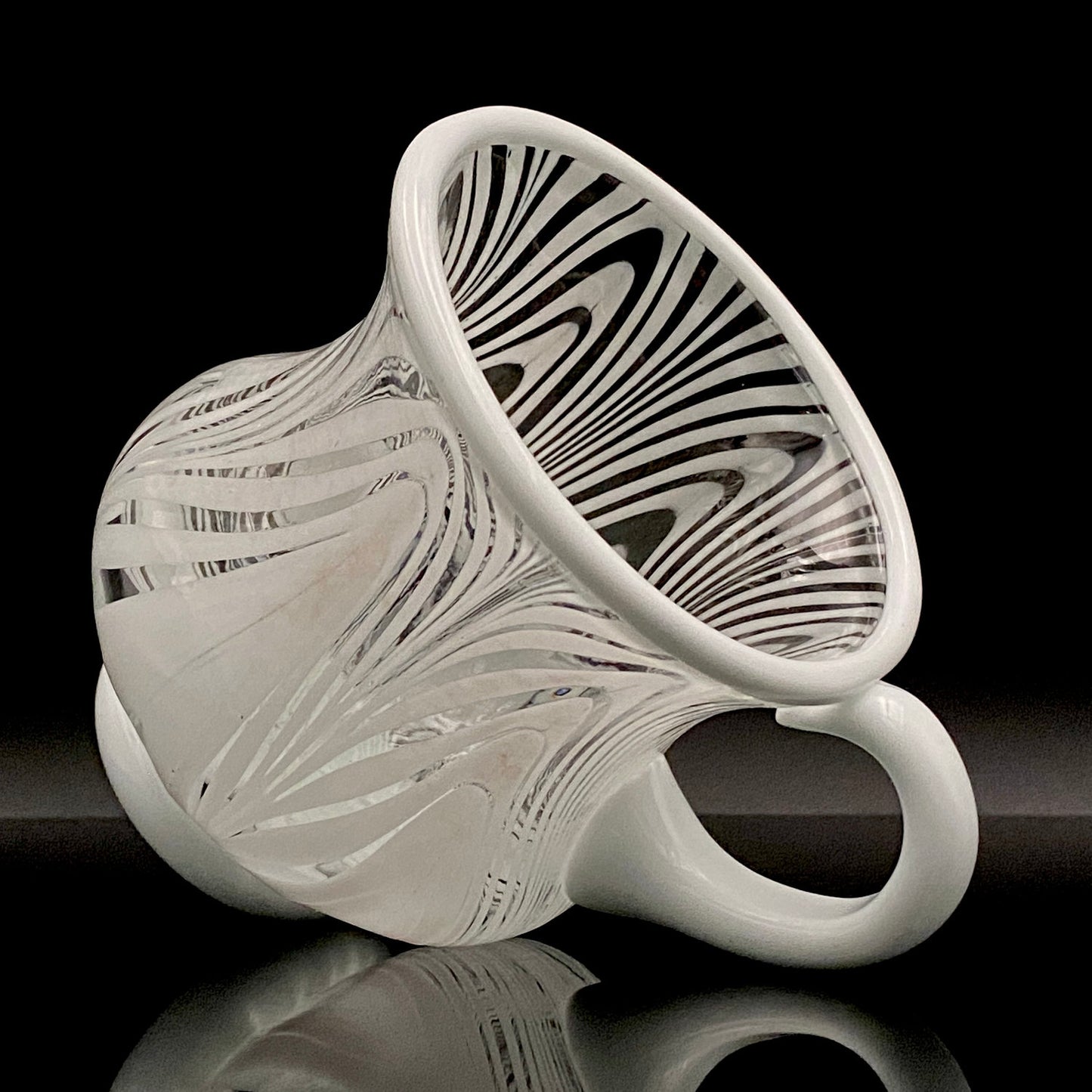 Hisatoshi Iwata, Jobun (Striped) Glass Vessel, Rock Glass / Tasting Glass, Japan Art Academy Award Winning Artist #201