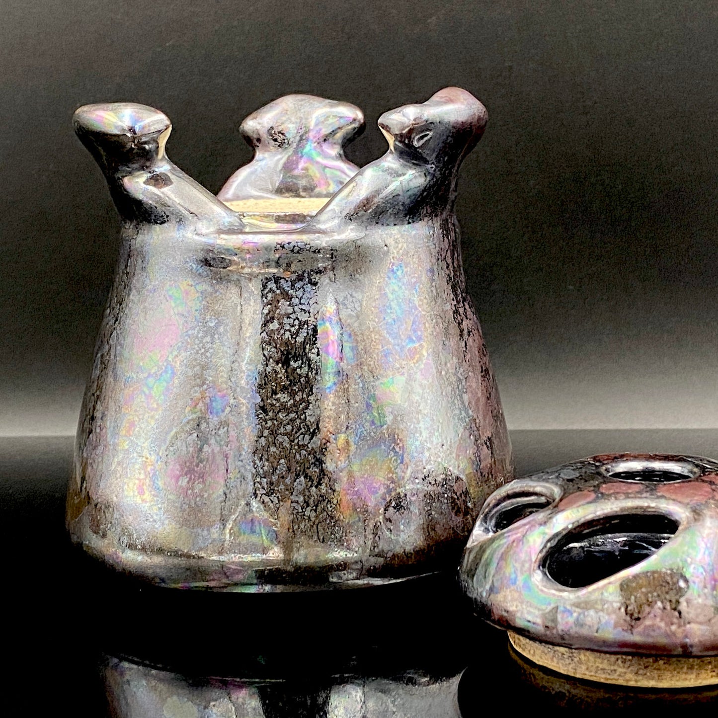 内閣総理大臣賞受賞作家 三代 平安宋丘 (久保 義蔵) 作 曜変天目 三足香炉 曜変天目 博物館収蔵級 【真作保証】#204