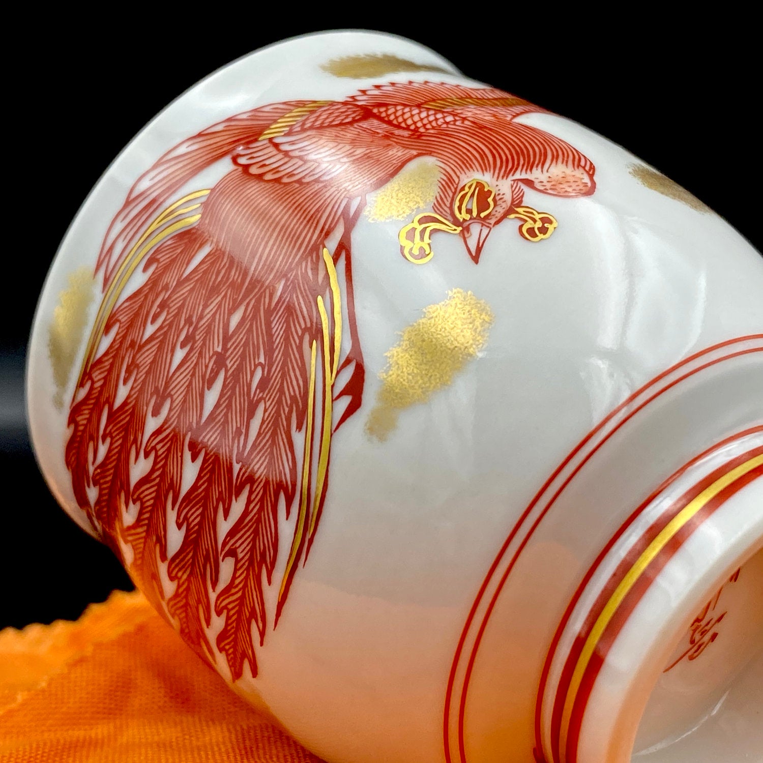山本 芳岳 最上位作 九谷焼 赤絵細描 金彩赤絵 鳳凰文 ぐい呑み 酒器