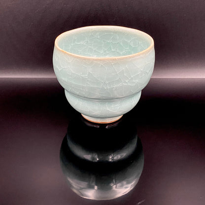 Saga Prefectural Intangible Cultural Property Holder, 19th Generation Choshun Ogasawara – Nabeshima Celadon Carved Pattern Cylindrical Large Ceramic Whiskey Tumbler #206