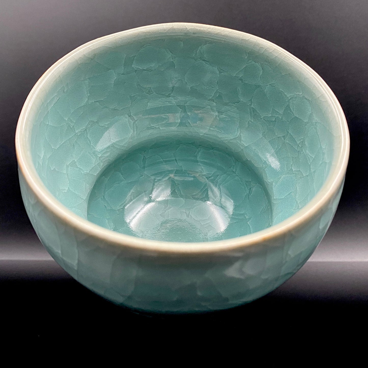 Saga Prefectural Intangible Cultural Property Holder, 19th Generation Choshun Ogasawara – Nabeshima Celadon Carved Pattern Cylindrical Large Ceramic Whiskey Tumbler #206