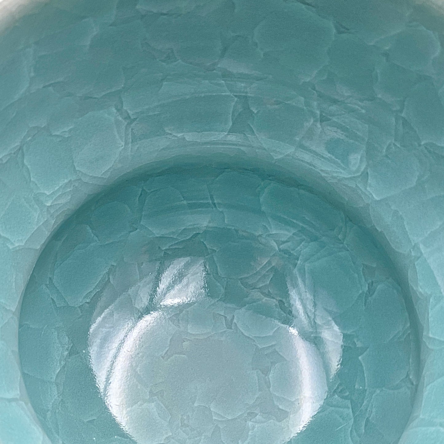 Saga Prefectural Intangible Cultural Property Holder, 19th Generation Choshun Ogasawara – Nabeshima Celadon Carved Pattern Cylindrical Large Ceramic Whiskey Tumbler #206