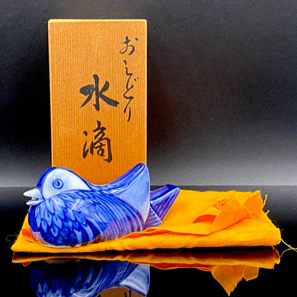 Imperial Household Agency Purveyor, 14th Generation Tsuji Hitachi: Blue and White Fukizumi Phoenix Motif Sculptural Water Dropper / Whisky Dropper #208