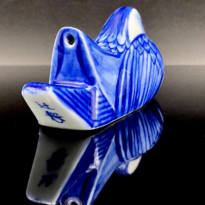 Imperial Household Agency Purveyor, 14th Generation Tsuji Hitachi: Blue and White Fukizumi Phoenix Motif Sculptural Water Dropper / Whisky Dropper #208