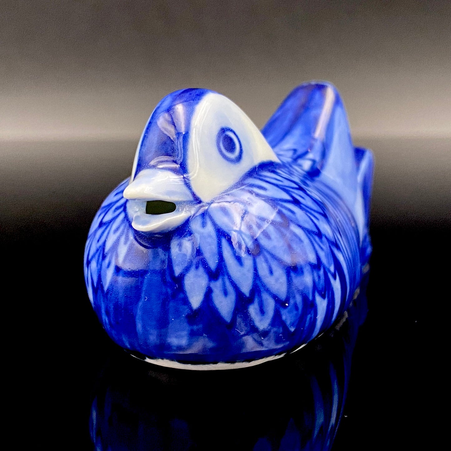 Imperial Household Agency Purveyor, 14th Generation Tsuji Hitachi: Blue and White Fukizumi Phoenix Motif Sculptural Water Dropper / Whisky Dropper #208