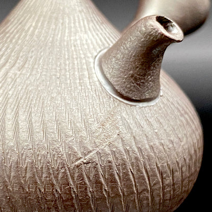 Banko Ware Traditional Craftsman, Mori Iroku IV: Purple Clay Diamond-Cut Geometric Multi-Faceted Water Dropper / Whisky Dropper #210