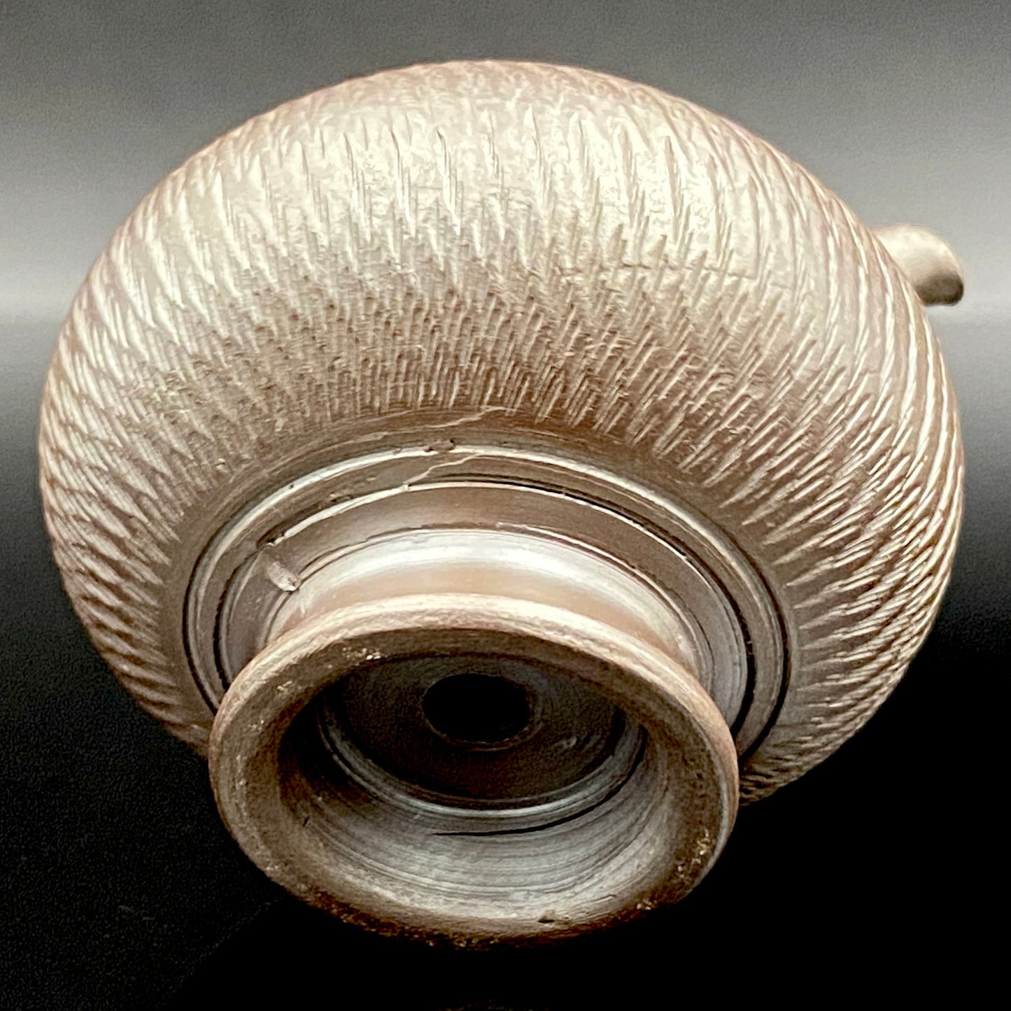 Banko Ware Traditional Craftsman, Mori Iroku IV: Purple Clay Diamond-Cut Geometric Multi-Faceted Water Dropper / Whisky Dropper #210