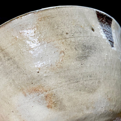Kyo-yaki Seiwa Kiln, Founded by Certified Traditional Craftsman Hara Seiwa I (原清和): Korai-Style Kohiki Tea Bowl with Hima, Japanese Rocks Glass, with Wooden Box #504