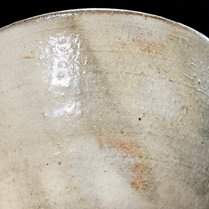 Kyo-yaki Seiwa Kiln, Founded by Certified Traditional Craftsman Hara Seiwa I (原清和): Korai-Style Kohiki Tea Bowl with Hima, Japanese Rocks Glass, with Wooden Box #504