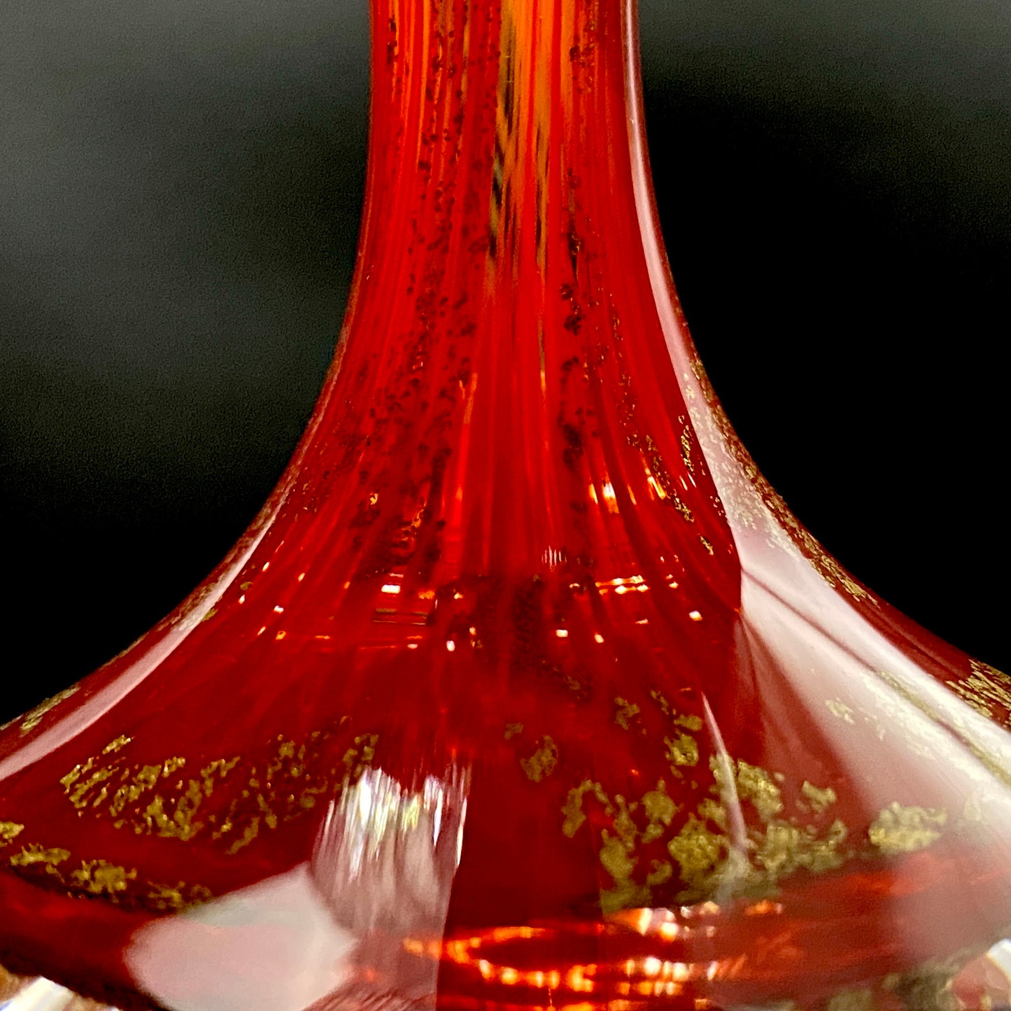 Sakata Jinnai (Jin) Handmade Blown Glass Red Gold Painted Gold Leaf Gold Painted Shinjinmon Glass Wine Glasses Set of 2 #232
