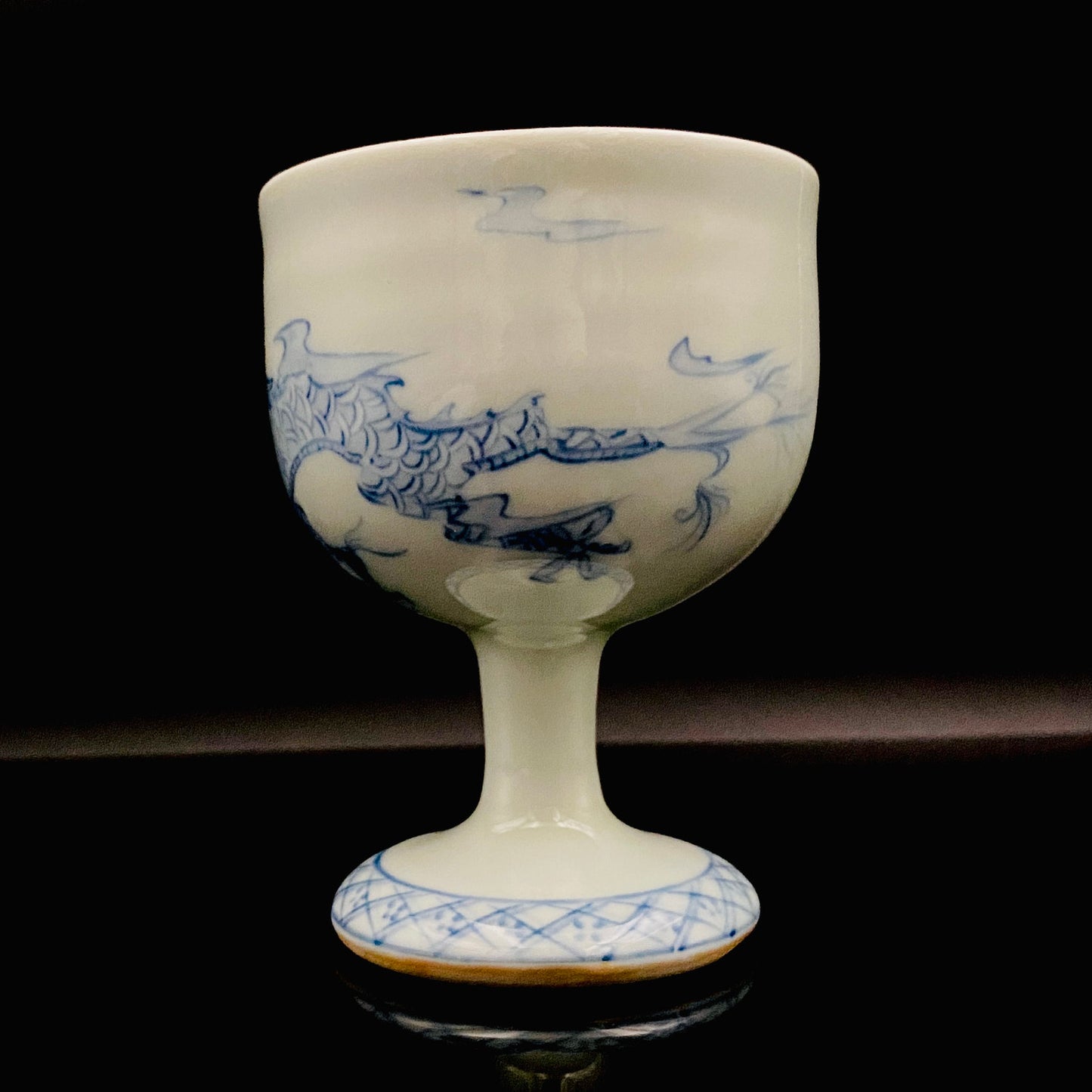 Teruko Nakamura, President of Hokkaido Ceramics Association, Full Member of Japan Kōgei Association - Sometsuke Flying Dragon-motif Bajouhai (High-footed Cup), Fuji Kiln #239