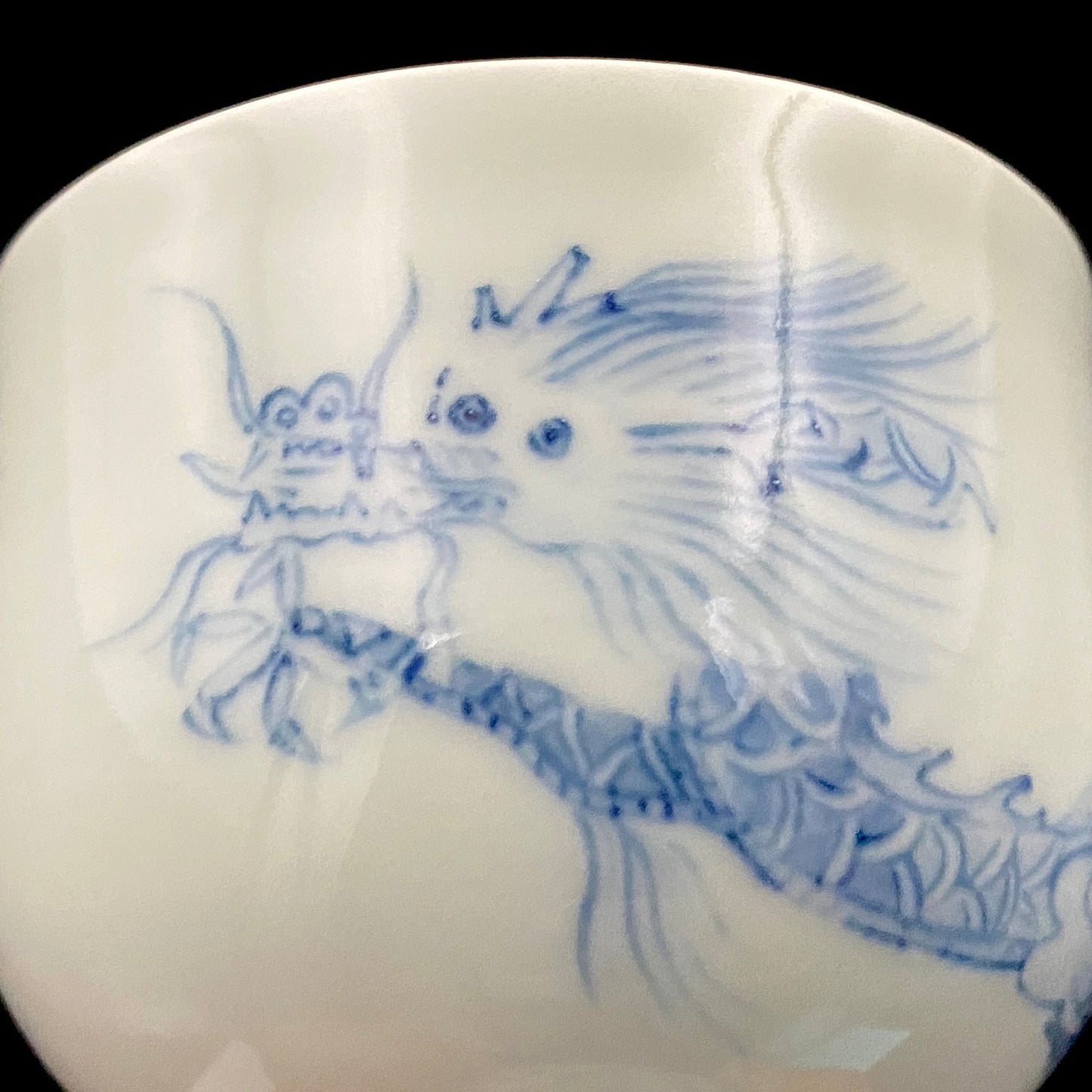 Teruko Nakamura, President of Hokkaido Ceramics Association, Full Member of Japan Kōgei Association - Sometsuke Flying Dragon-motif Bajouhai (High-footed Cup), Fuji Kiln #239