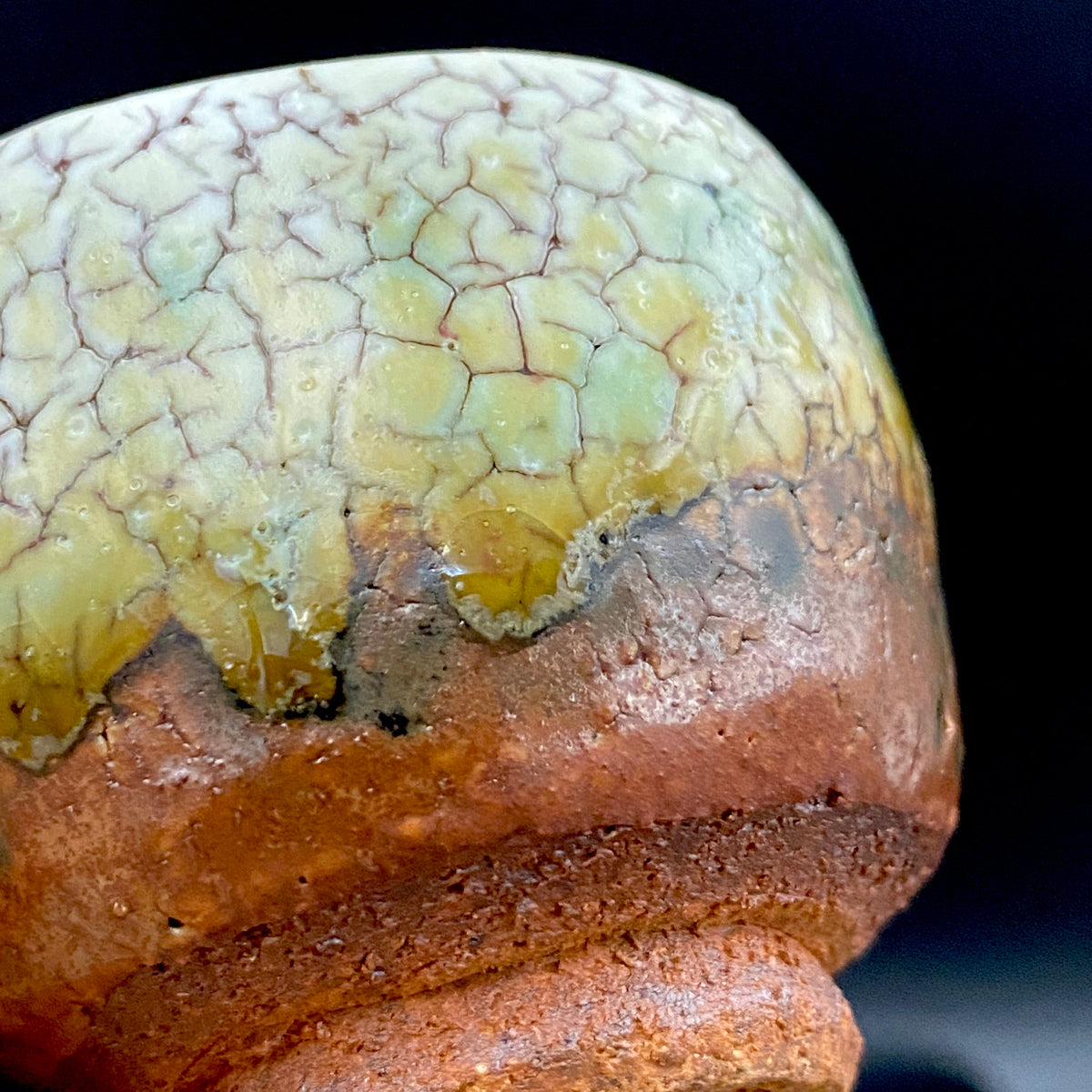 安藤百利行 Ando Moriyuki 美濃 Mino ware 美浓烧 灰釉梅花皮 kaiyu kairagi glaze 灰釉梅花皮 ぐい呑 guinomi sake cup 酒盏 ショットグラス shot glass 烈酒杯 (48/64)