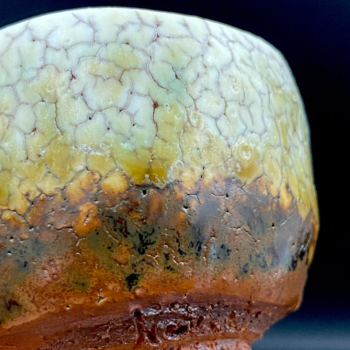 安藤百利行 Ando Moriyuki 美濃 Mino ware 美浓烧 灰釉梅花皮 kaiyu kairagi glaze 灰釉梅花皮 ぐい呑 guinomi sake cup 酒盏 ショットグラス shot glass 烈酒杯 (53/64)