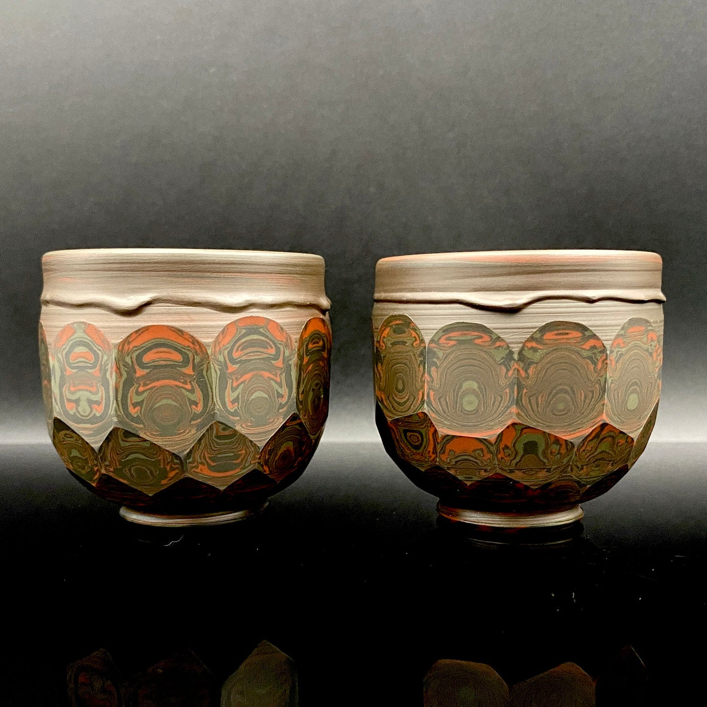 Tokoname City Intangible Cultural Property Holder, Yohei Konishi, Shu-dei Neriage Genshin-sai Sake Set (Sake Bottle and Cups) #249