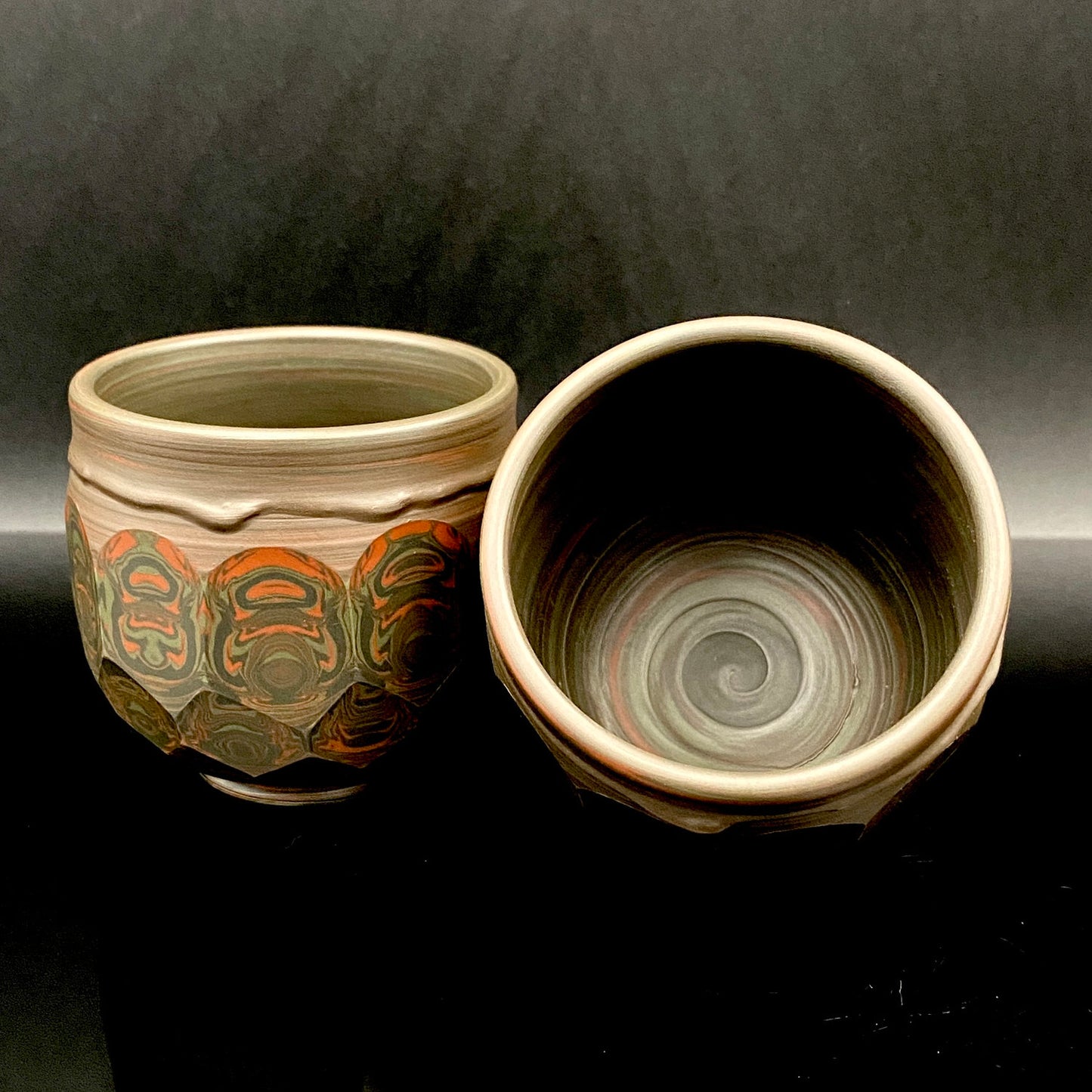 Tokoname City Intangible Cultural Property Holder, Yohei Konishi, Shu-dei Neriage Genshin-sai Sake Set (Sake Bottle and Cups) #249