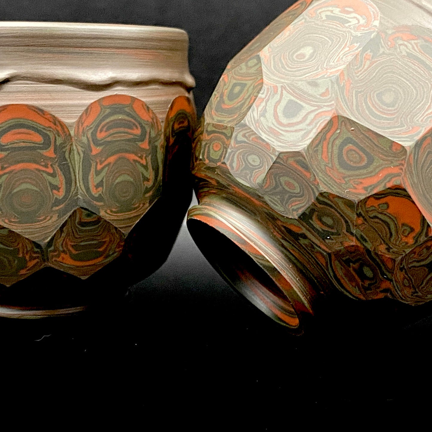 Tokoname City Intangible Cultural Property Holder, Yohei Konishi, Shu-dei Neriage Genshin-sai Sake Set (Sake Bottle and Cups) #249