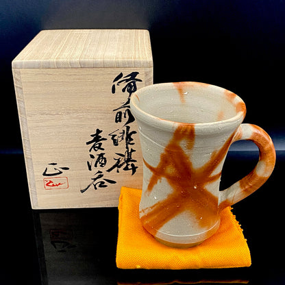 岡山県重要無形文化財保持者 吉本 正 作 火襷備前焼 緋襷麦酒呑、ビアジョッキ、タンブラー、 師）藤原啓 正統継承作品 #214